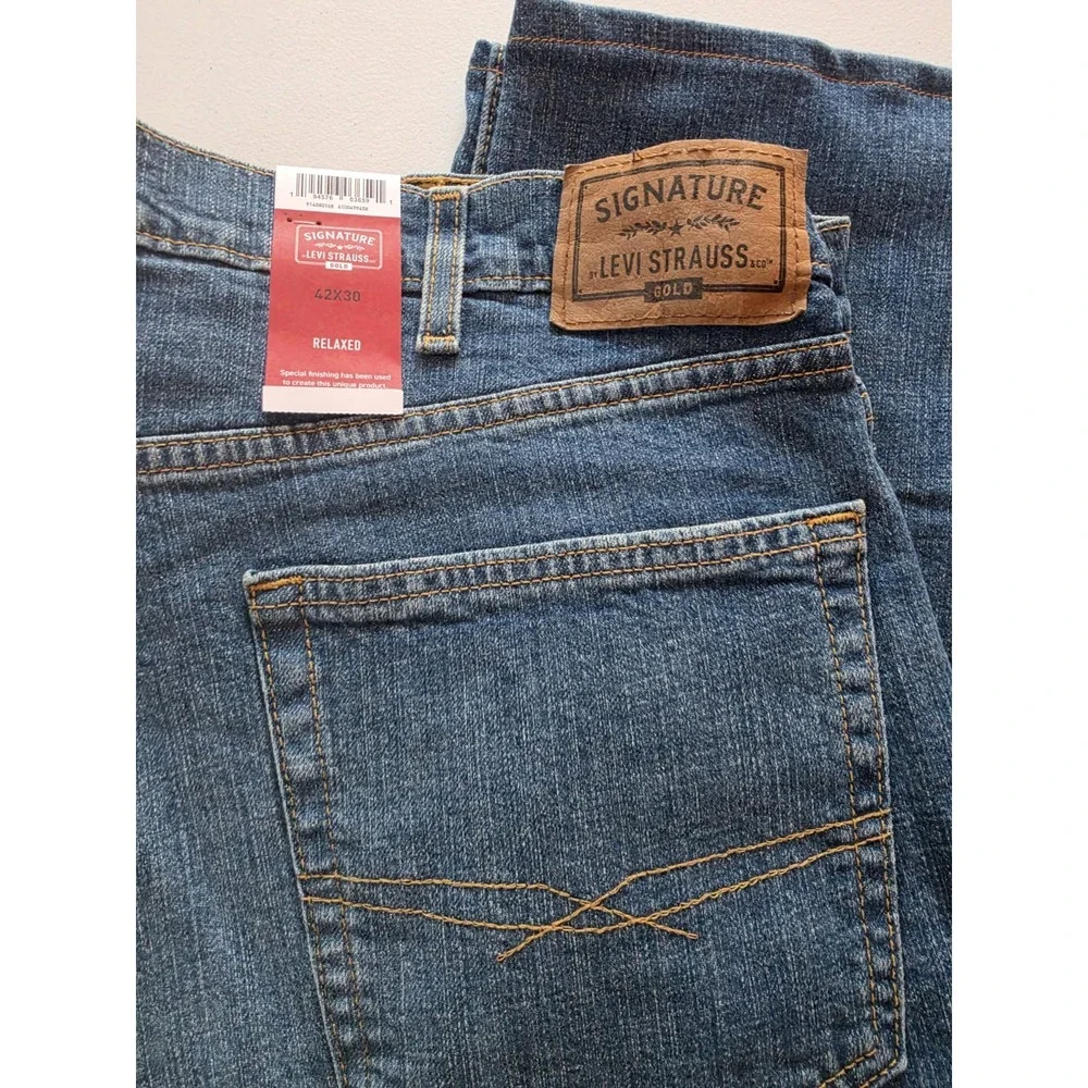 Levi Strauss Signature Gold Mens Jeans 42x30 Premium Flex Straight Leg NWT